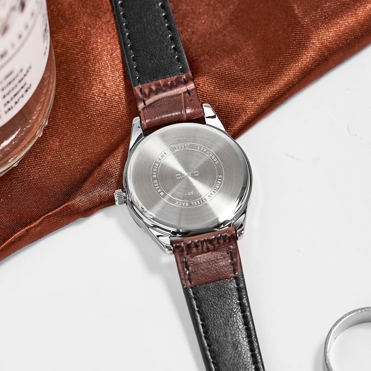 นาฬิกาข้อมือผู้หญิง CASIO รุ่น - Casio Watches Smartwatch บทวิจารณ์และราคา